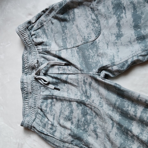 Athleta, Farallon Lounge, Casual Jogger Pants, Sz M, Green Camouflage - Picture 3 of 9